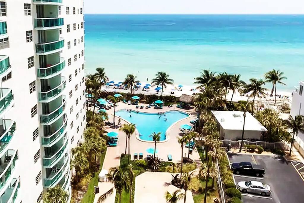 Promo Komffy Penthouse W King Bed And Ocean View At Tides 16th Floor Apartment *