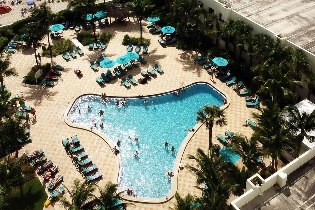 Apartment Promo Komffy Penthouse W King Bed And Ocean View At Tides 16th Floor